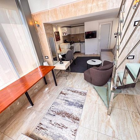 Qumi Apartments Tivat Exteriér fotografie
