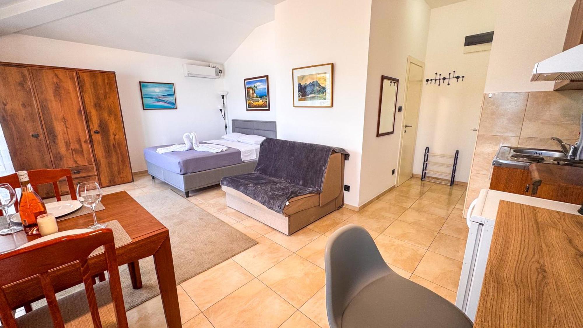 Qumi Apartments Tivat Exteriér fotografie