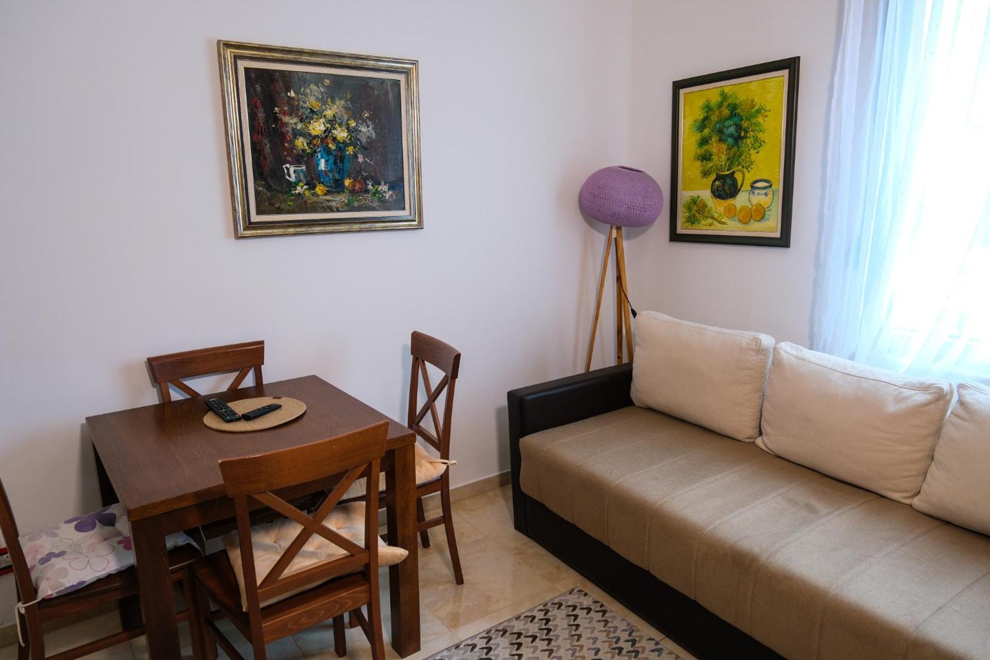 Qumi Apartments Tivat Exteriér fotografie