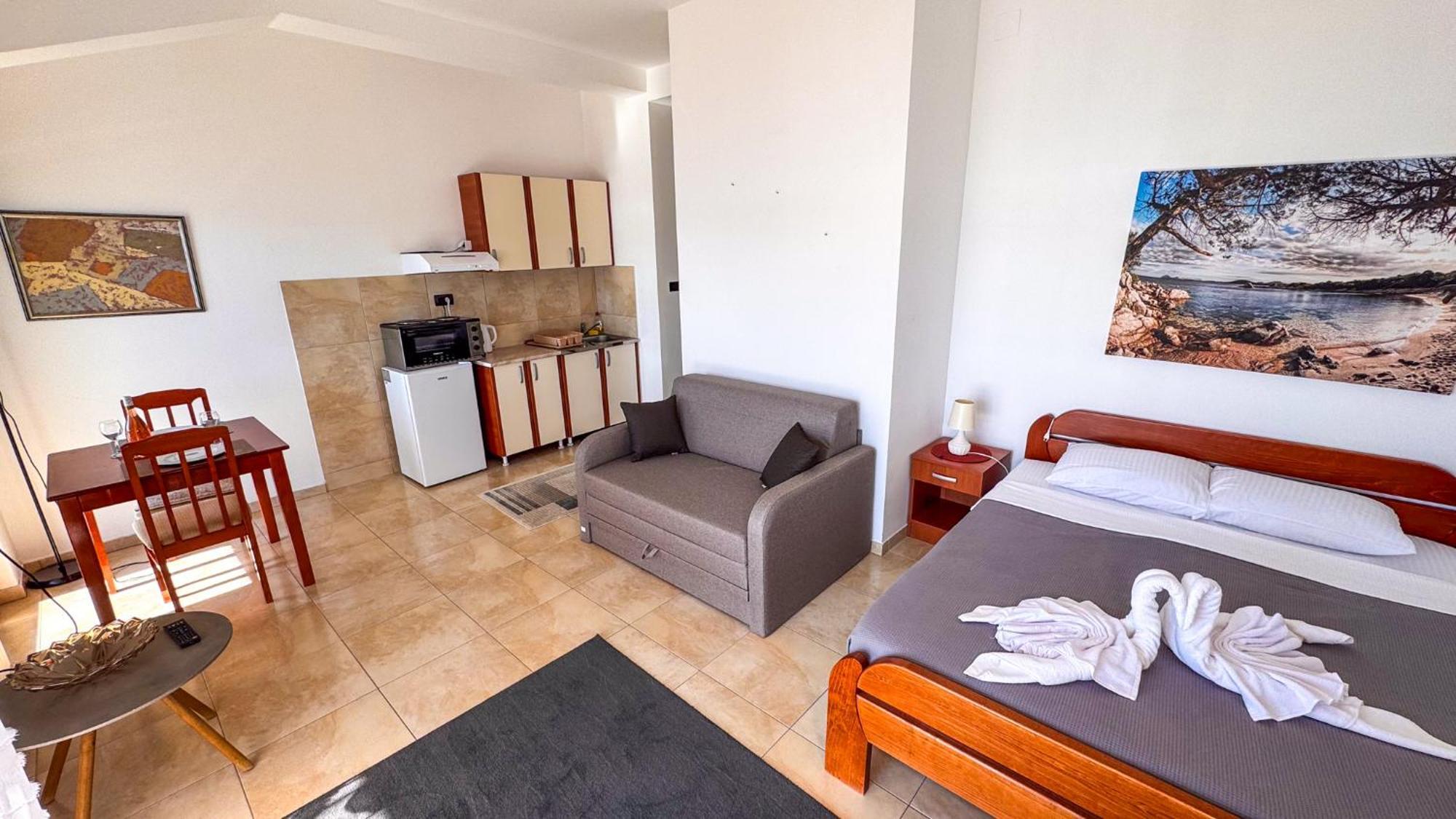 Qumi Apartments Tivat Exteriér fotografie