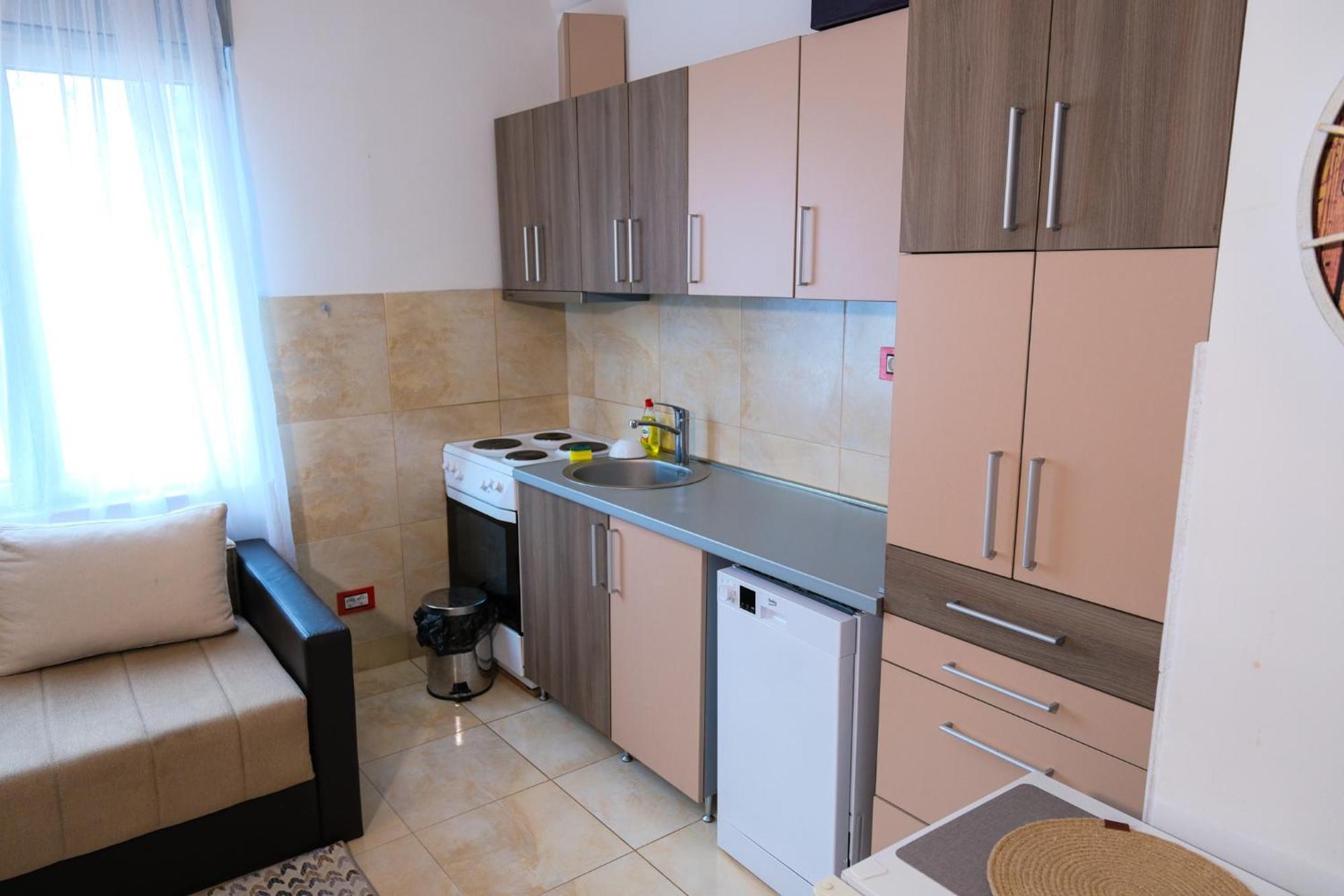Qumi Apartments Tivat Exteriér fotografie