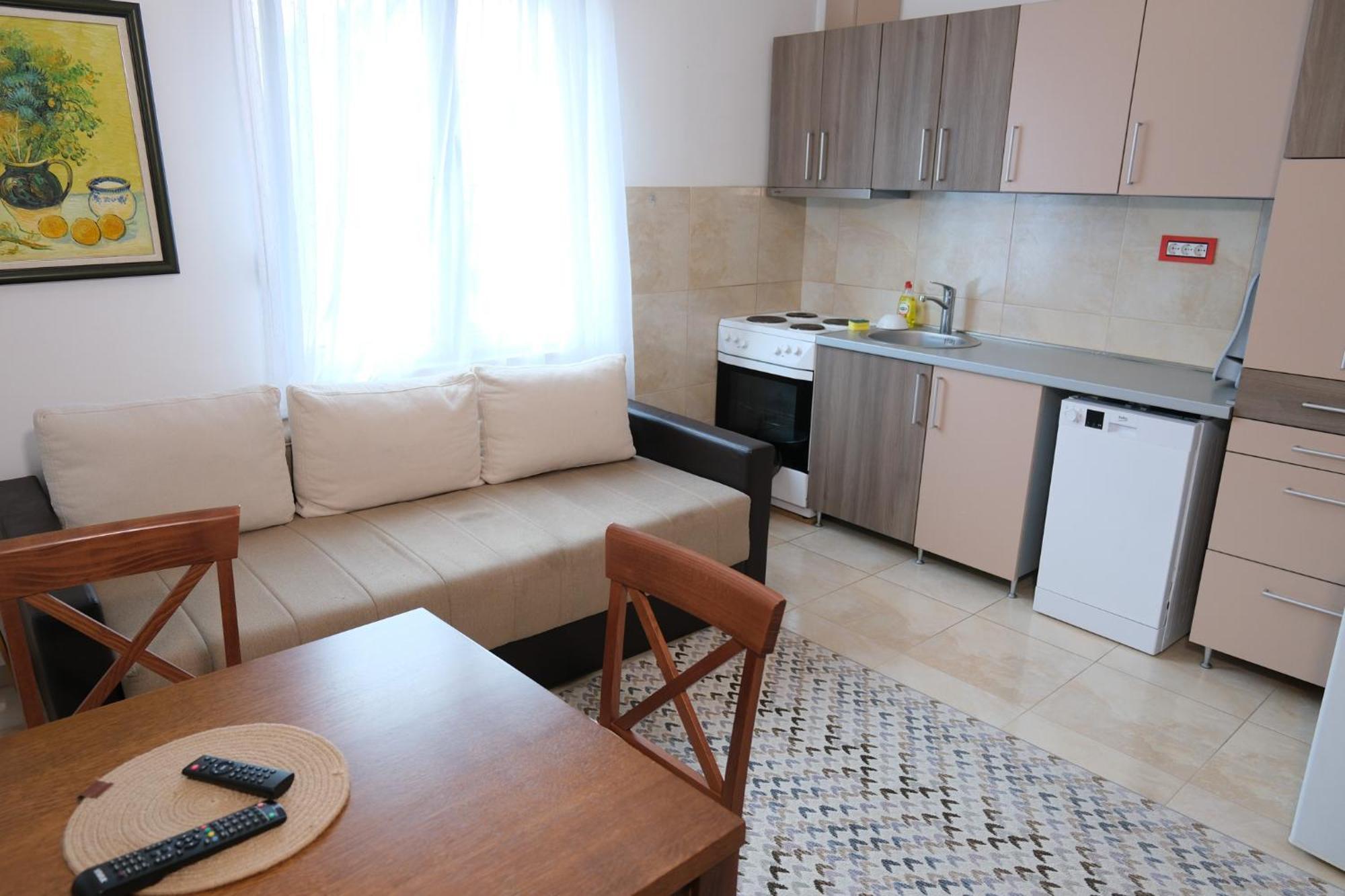 Qumi Apartments Tivat Exteriér fotografie